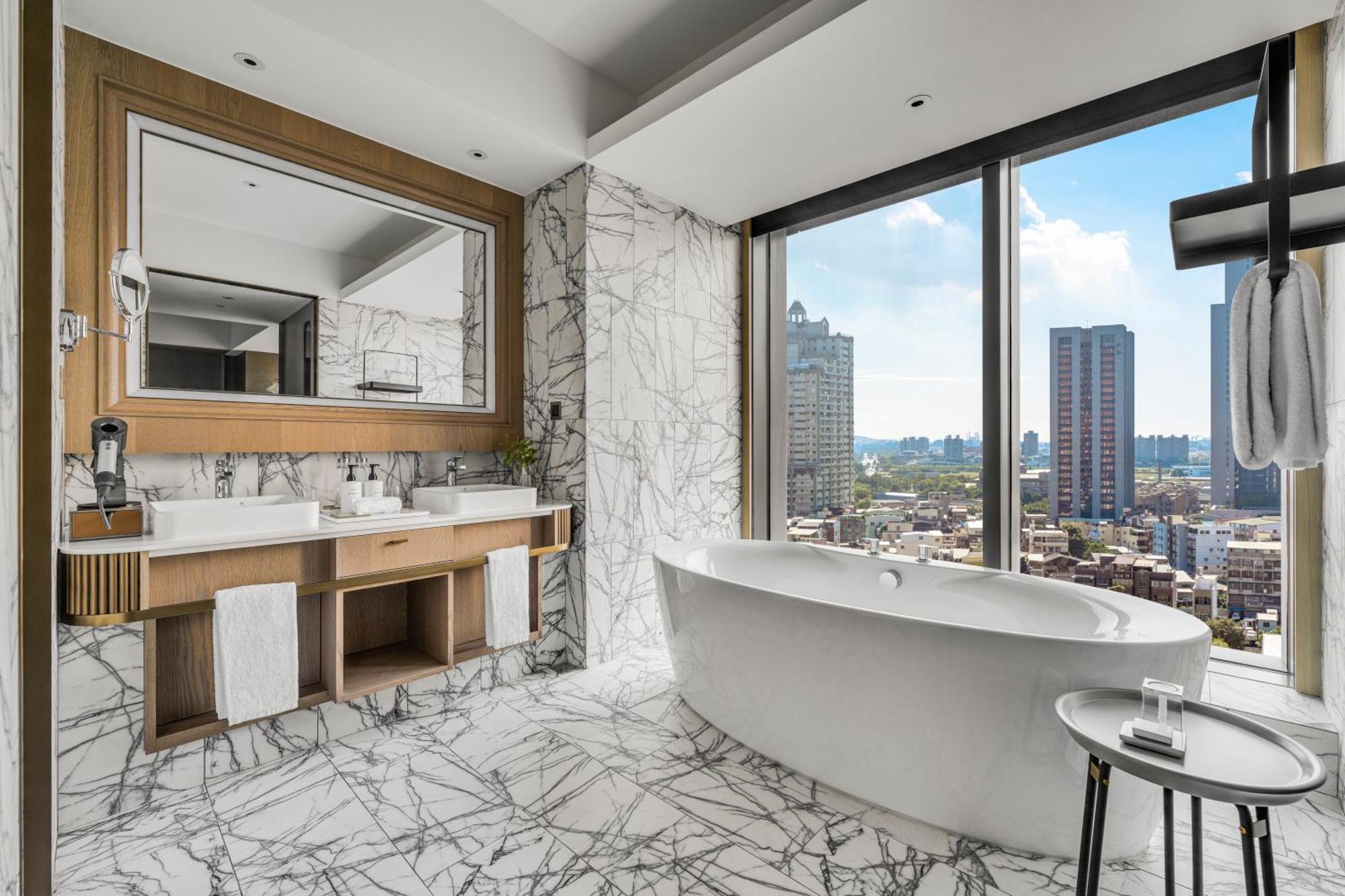 Intercontinental Kaohsiung By Ihg Hotel Bilik gambar Bathroom