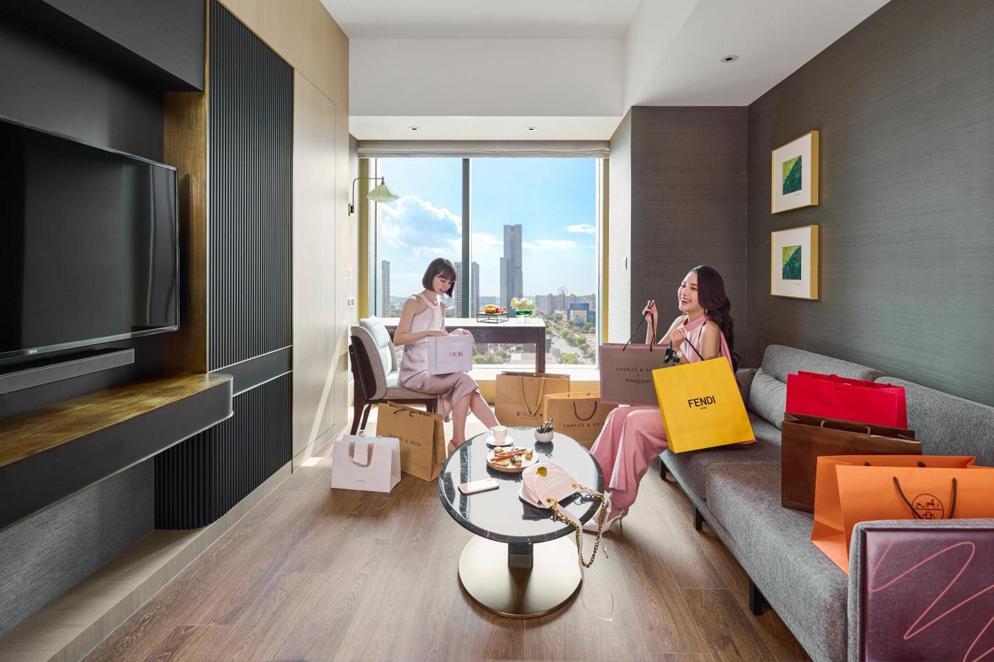 Intercontinental Kaohsiung By Ihg Hotel Bilik gambar A typical apartment in the complex